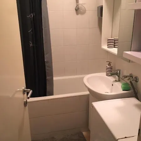 Apartman Uz Plazu *