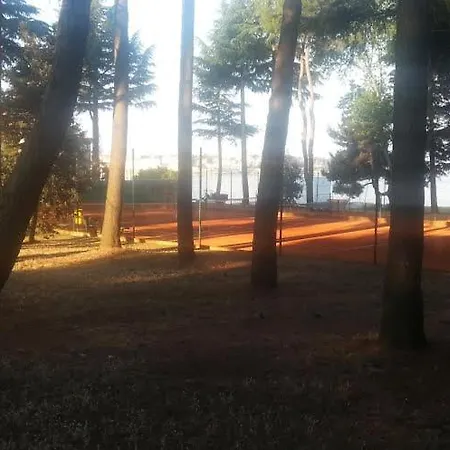Apartman Uz Plazu Appartamento *