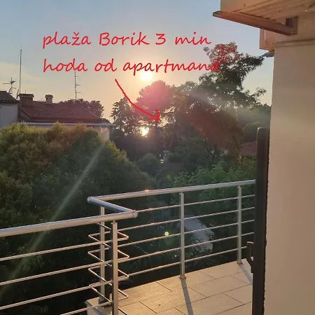 Apartman Uz Plazu Appartamento